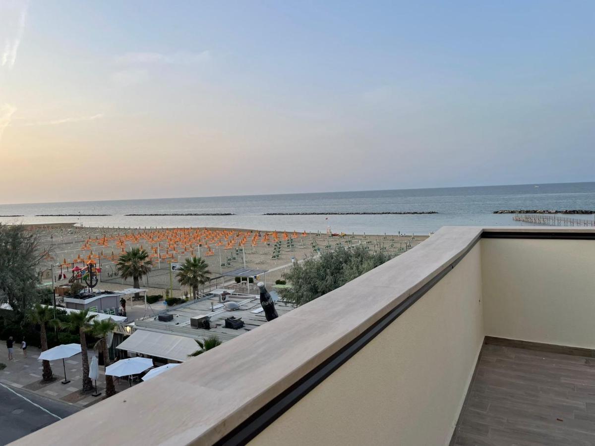 Costazzurra By Interlux Hotel Rimini