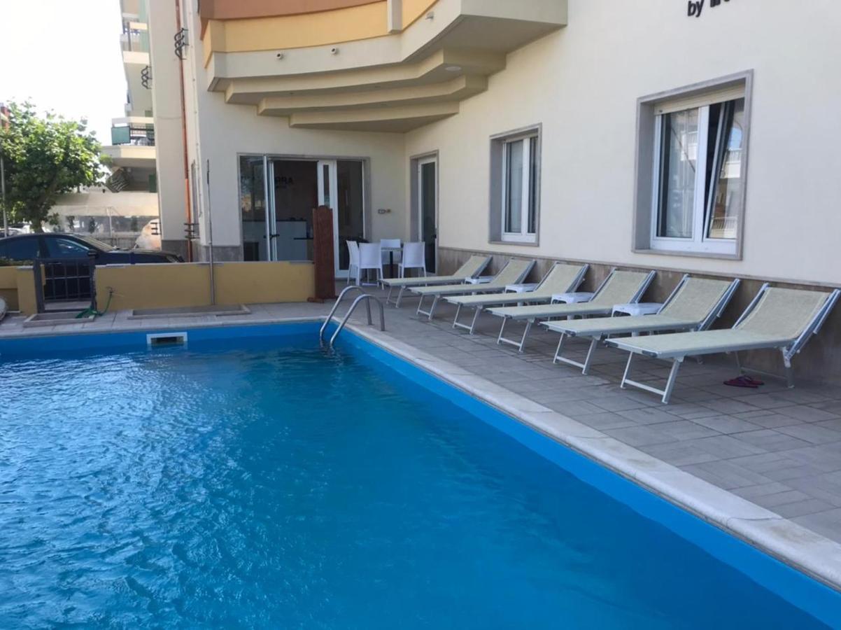 Costazzurra By Interlux 3*