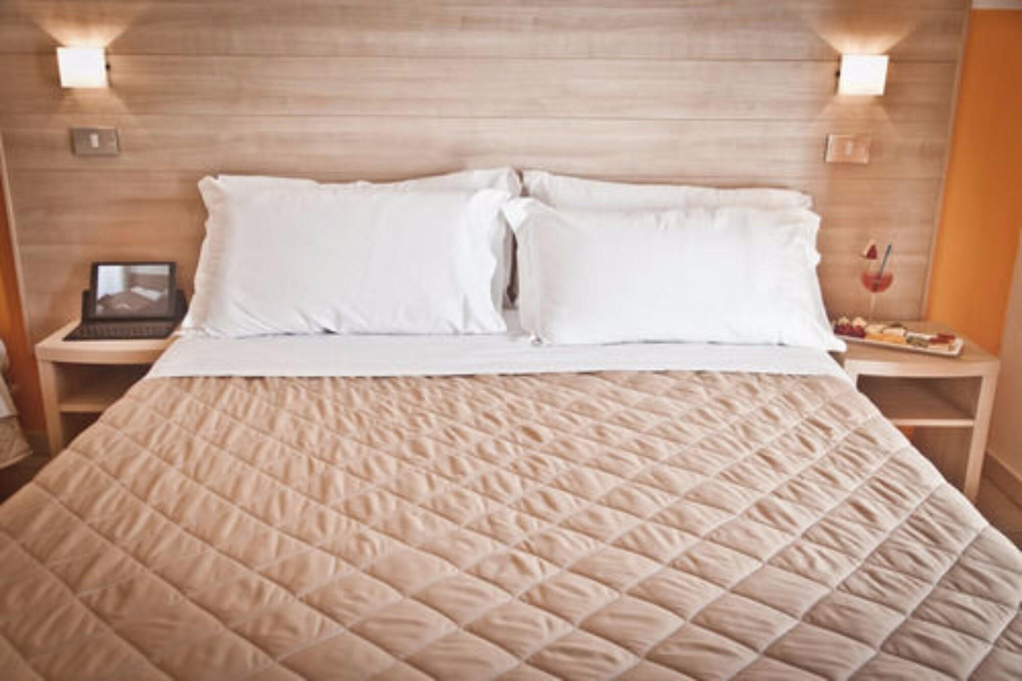 Hotel Costazzurra By Interlux 3*
